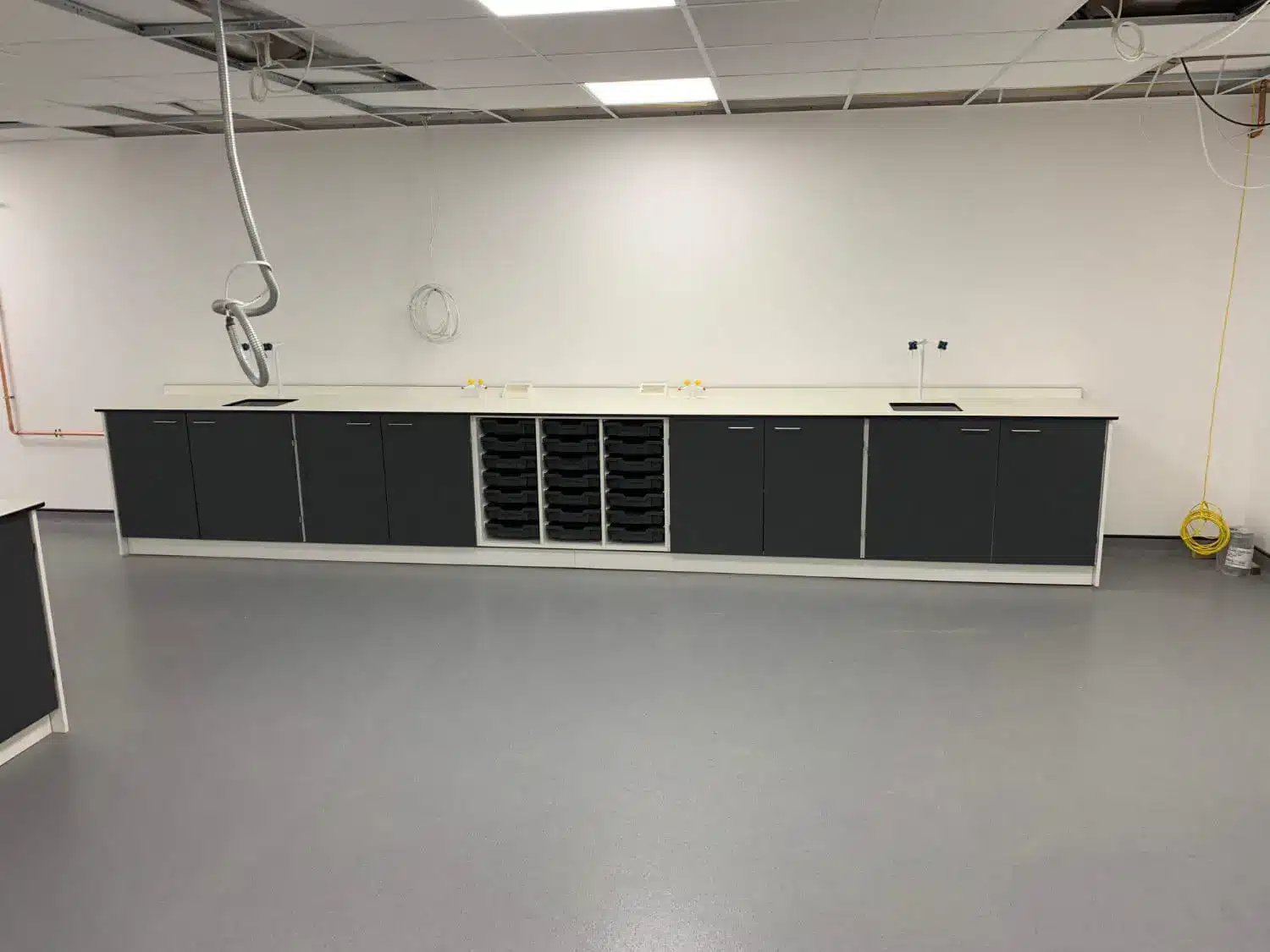 Commercial-Lab-Refurb-12